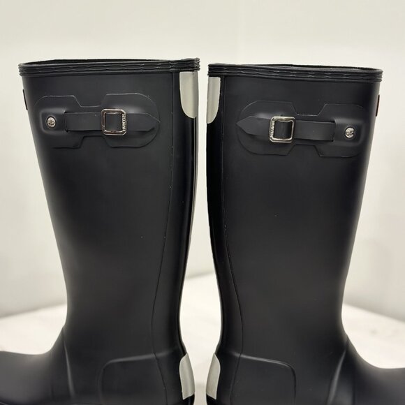 Hunter Boots - Big Kids Original (Women's US 7) - Picture 5 of 6